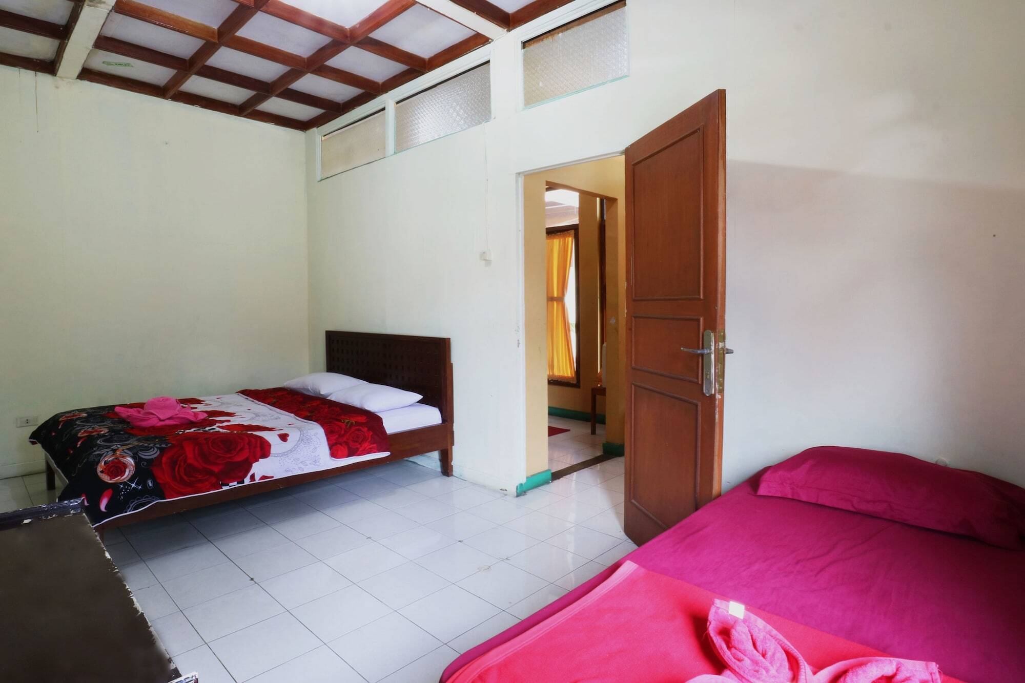 Hotel Arjuna Cisarua Exterior foto